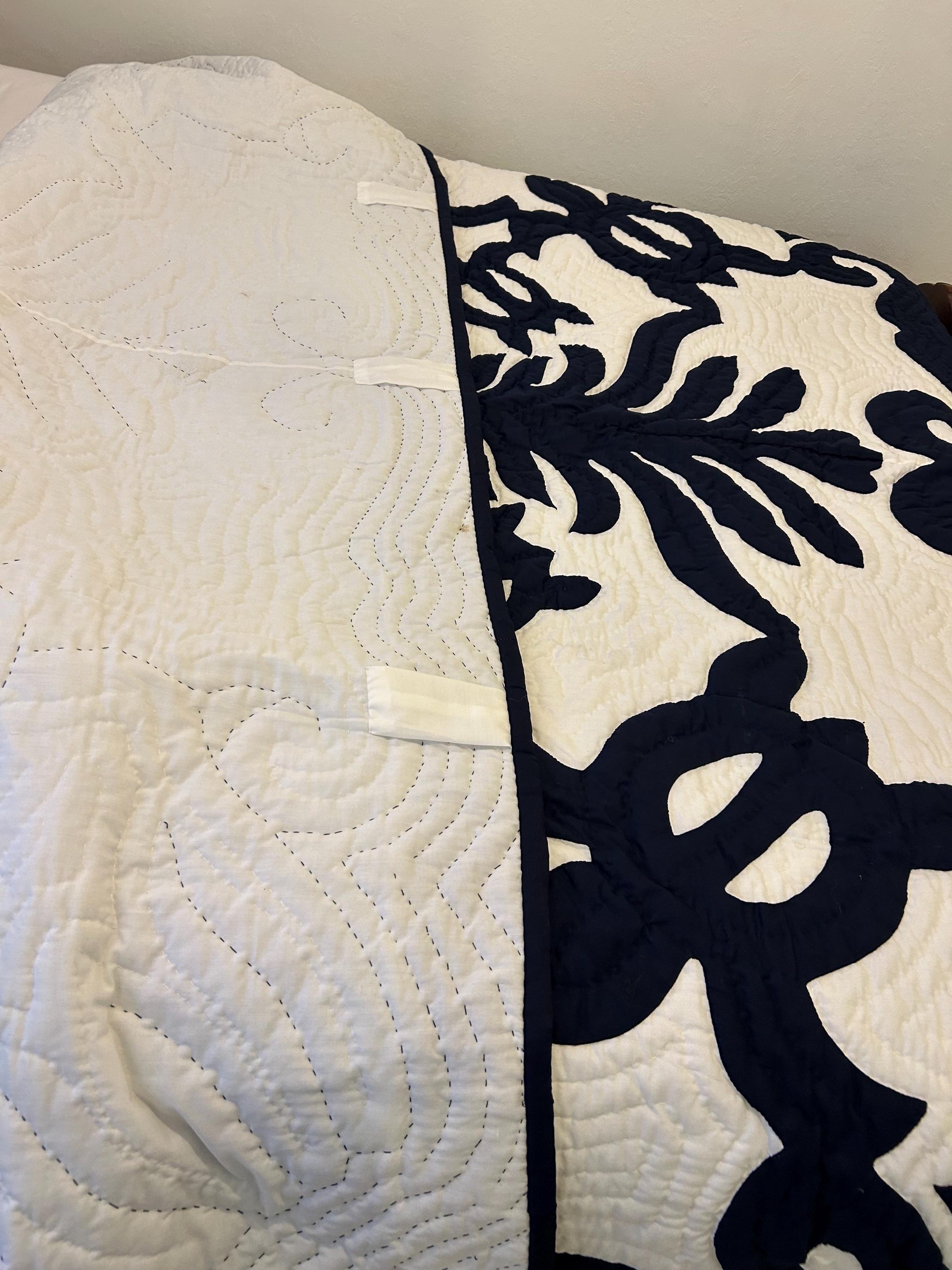 Handmade Hawaiian Quilt: Navy Turtle Bedspread, 80x80Quality product from Hawaii