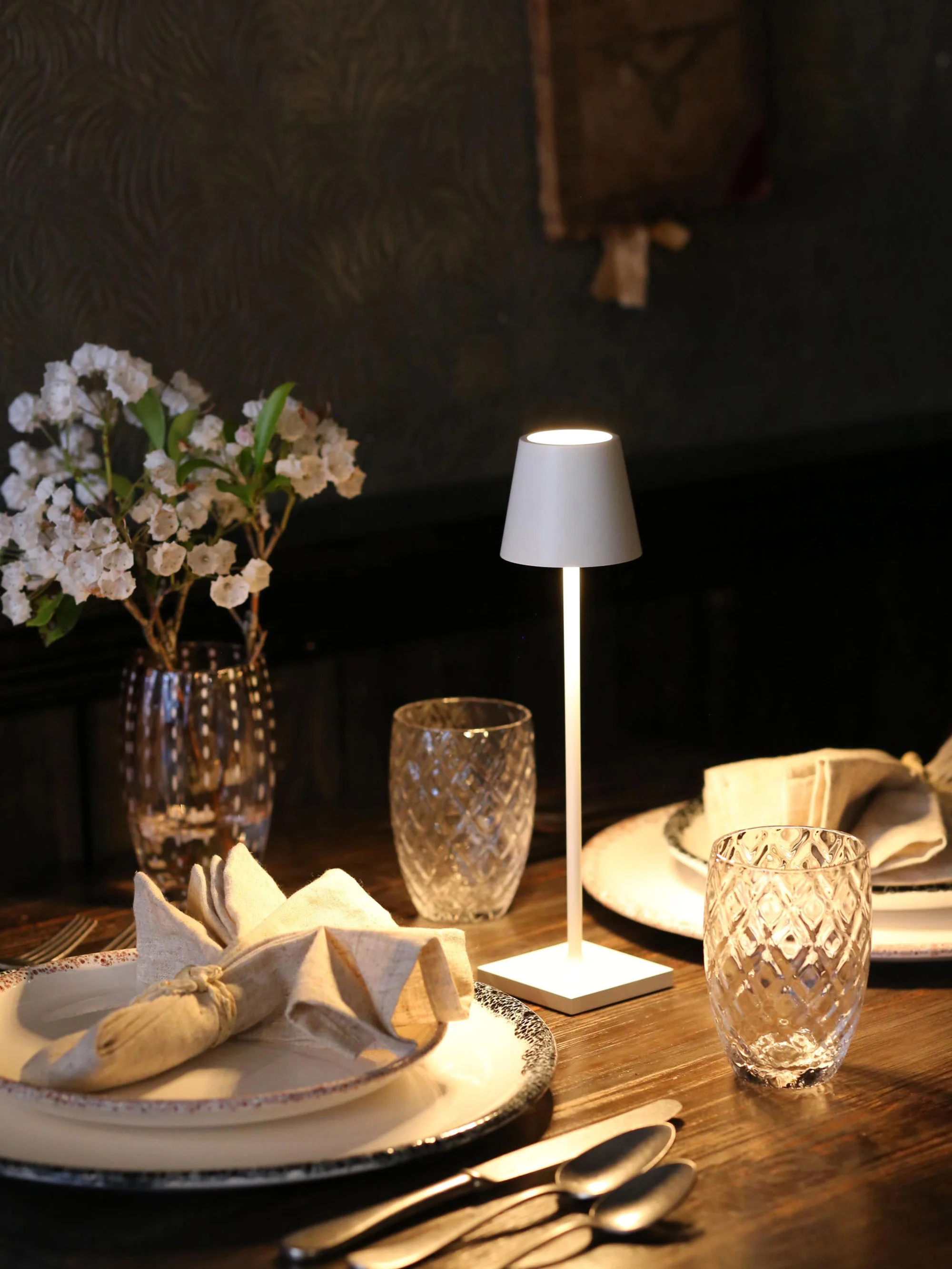 Mobile LED-Tischlampe Poldina, dimmbar