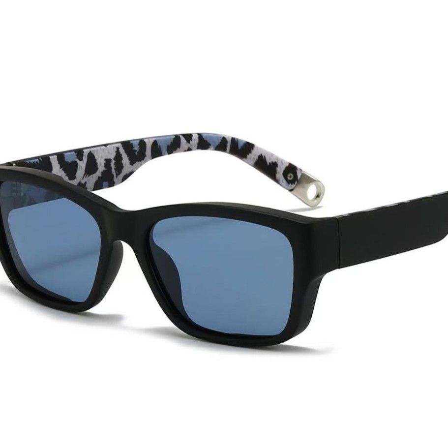 PEACH ACCESSORIES Square Sunglasses with Leopard Print Arms