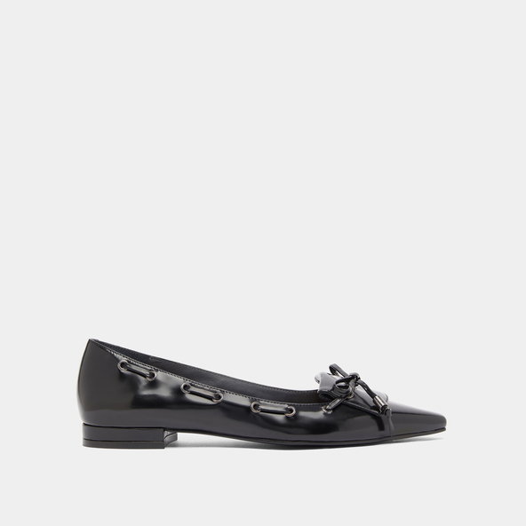 Ballerines à lacetsen cuir glacé noir | DYNAMO