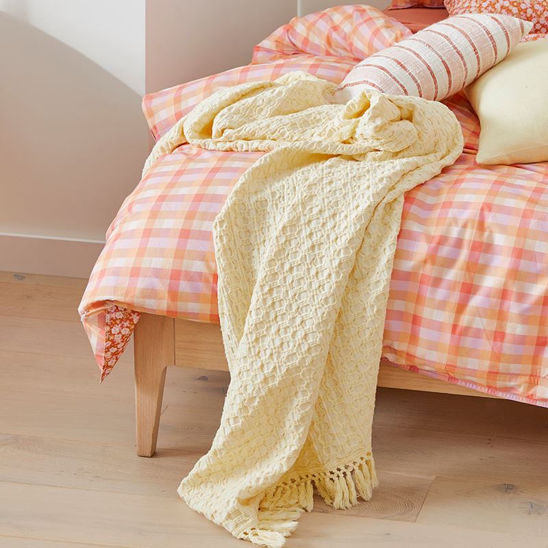 Byron Lemonade Throw