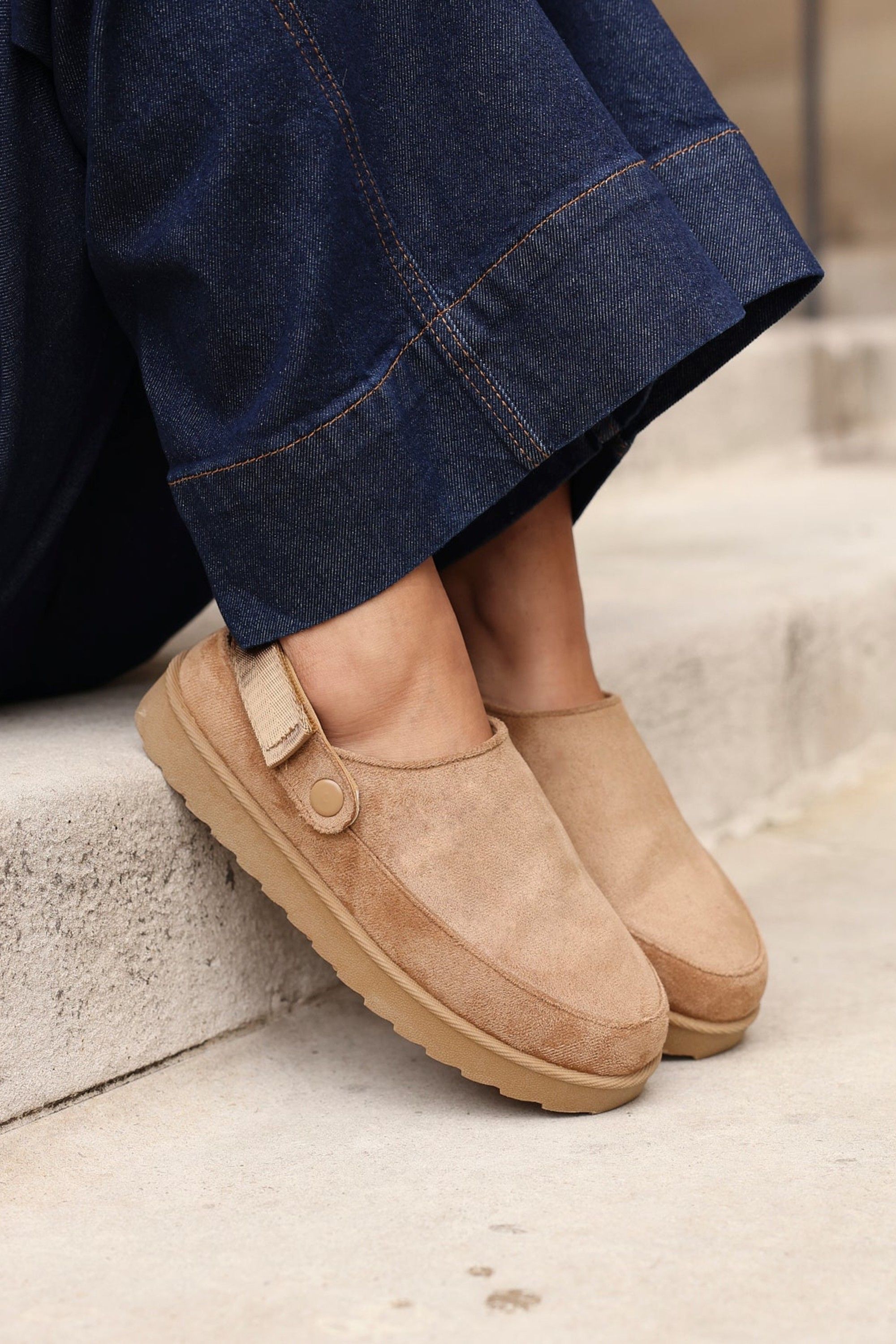 Linzi Teddy Chestnut Slip-On Slingback Clog