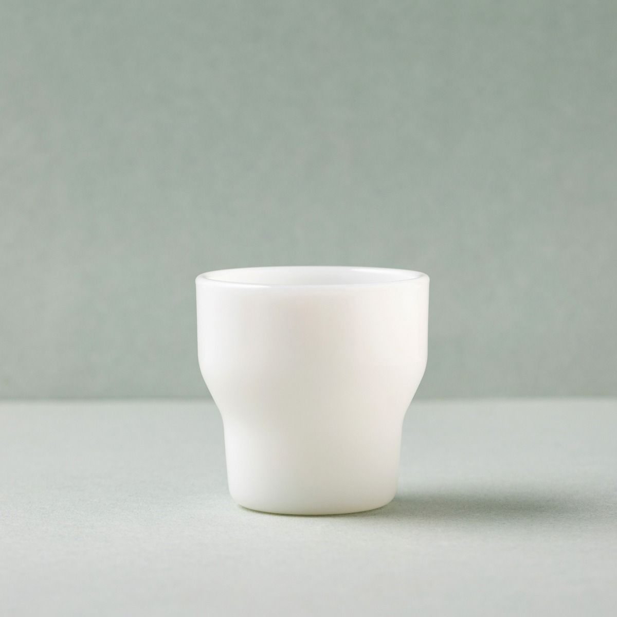 Szklanka PALLORA z mlecznego szkła biała 0,15 l