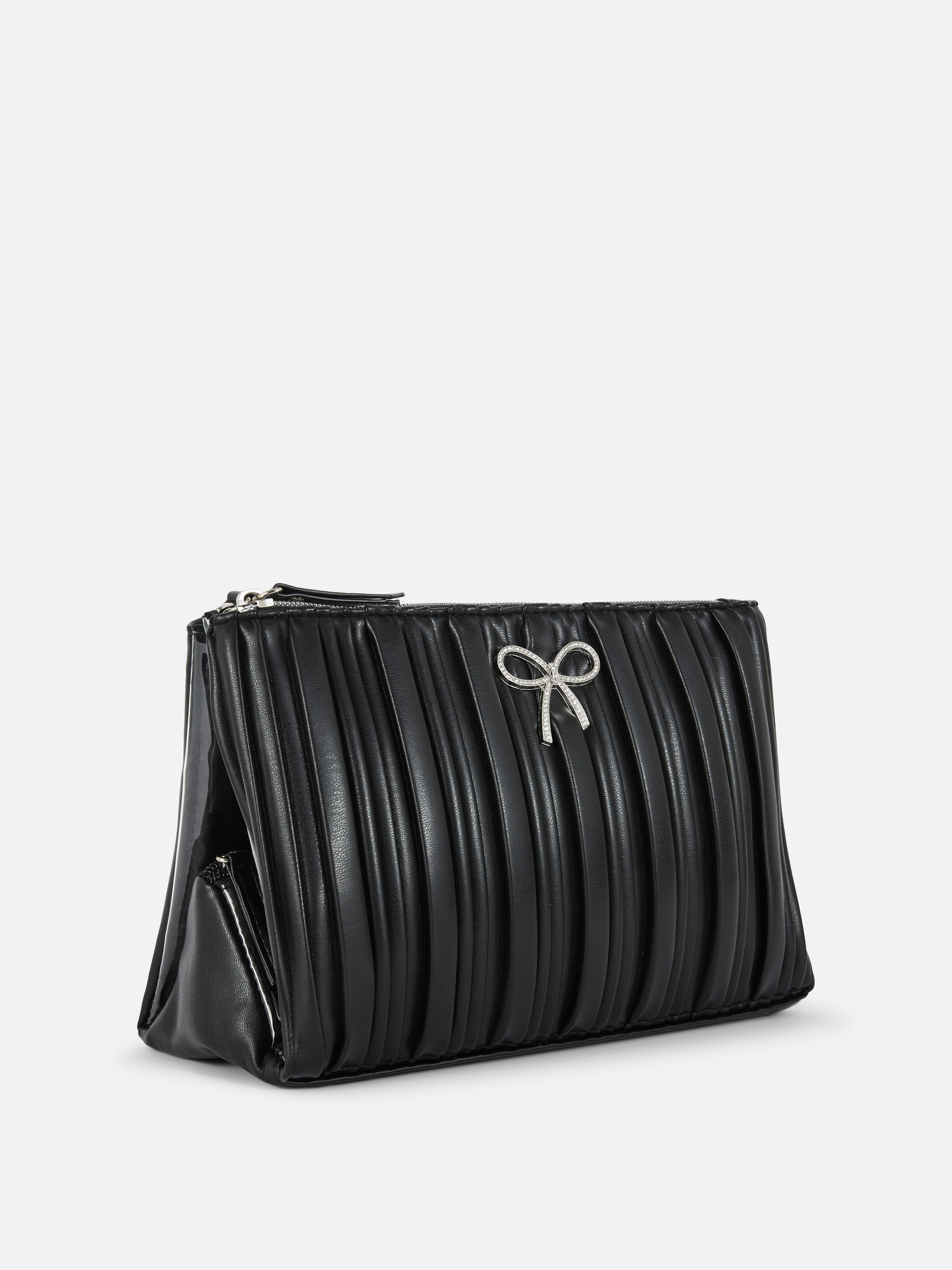 Pleated Fold-Out Wash Bag