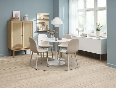 RINGSTED Ø100 bord hvid + 4 EJSTRUP stole beige