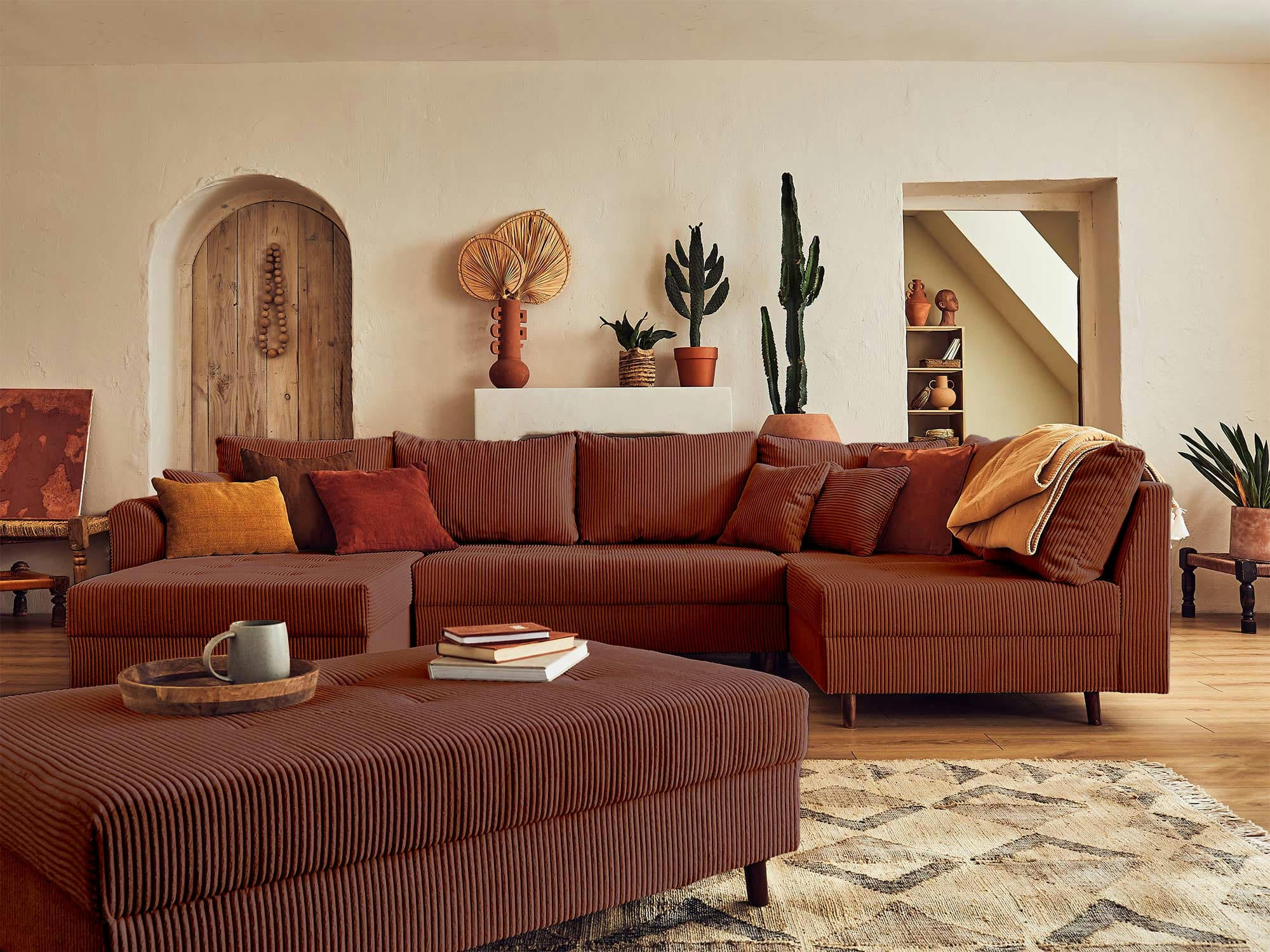 RUNE - Canapé d'angle droit convertible 7 places en velours côtelé terracotta
