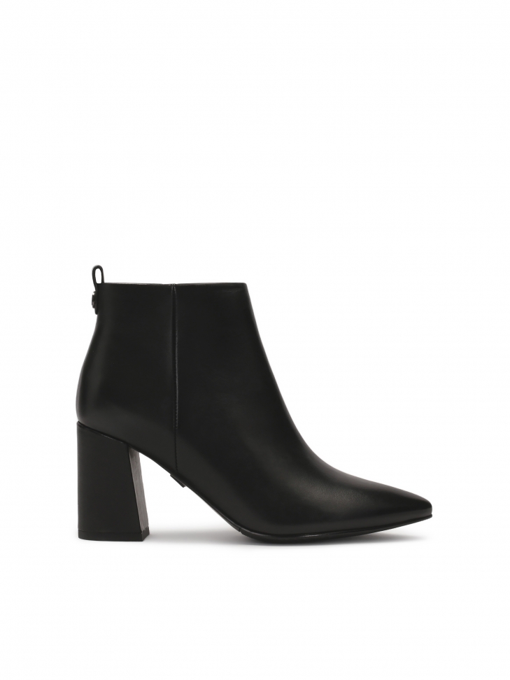 Black boots with comfortable post heel