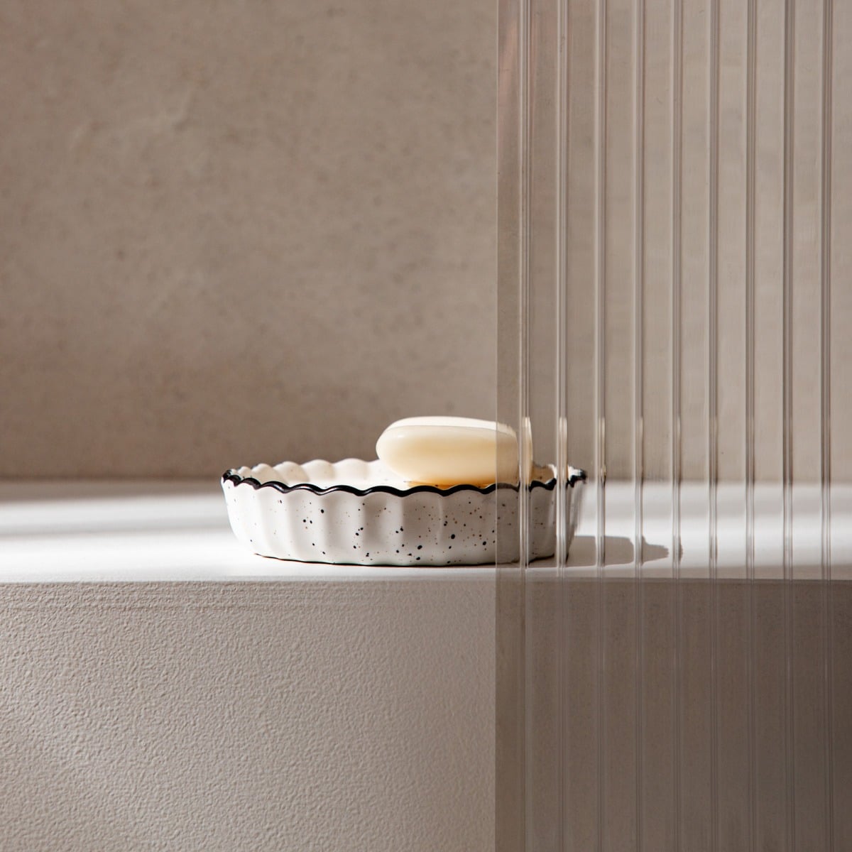 Mydelniczka SCALLOP ceramiczna 11x2,3 cm