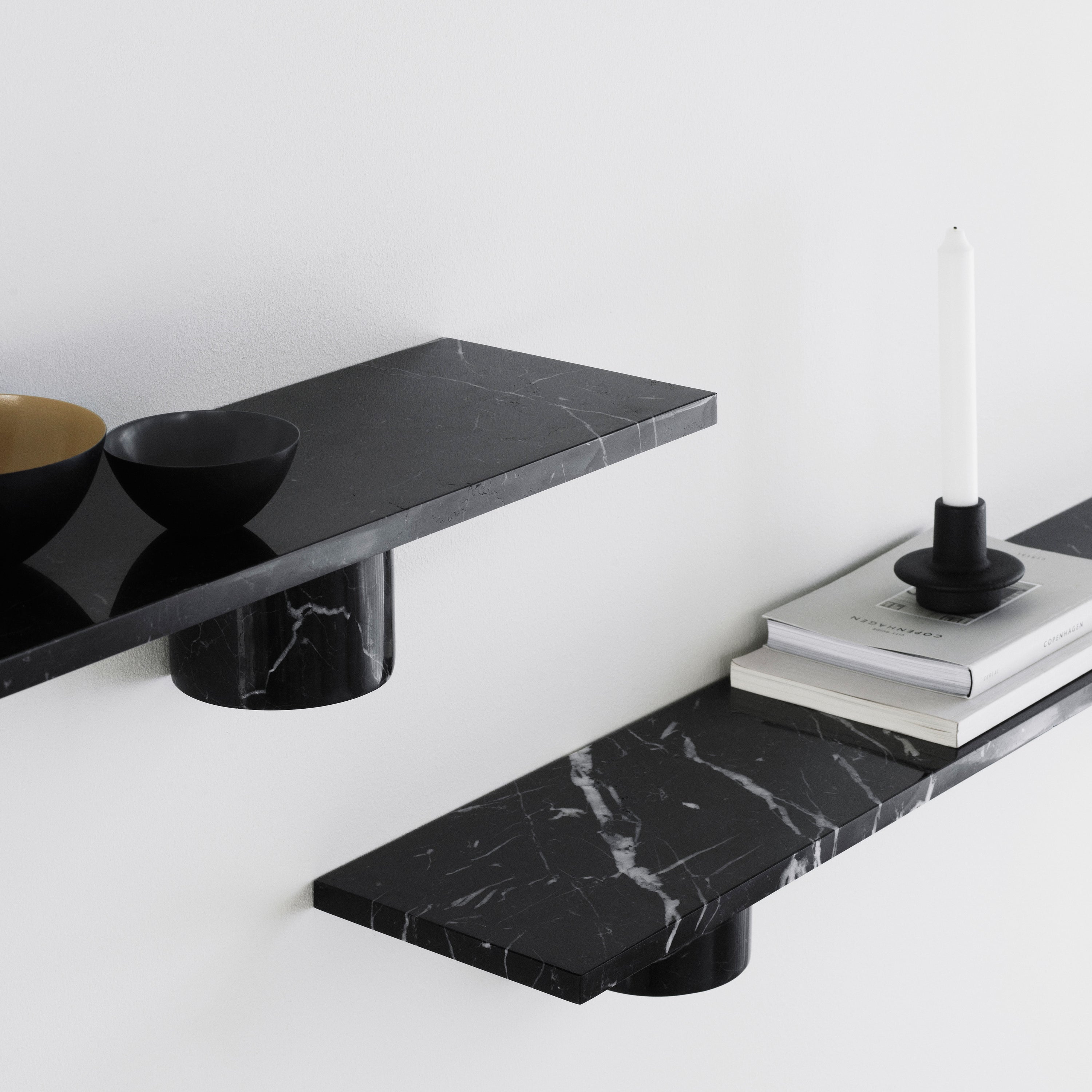 Normann Copenhagen Sten Wandplank B 80 cm - Marmer / Zwart