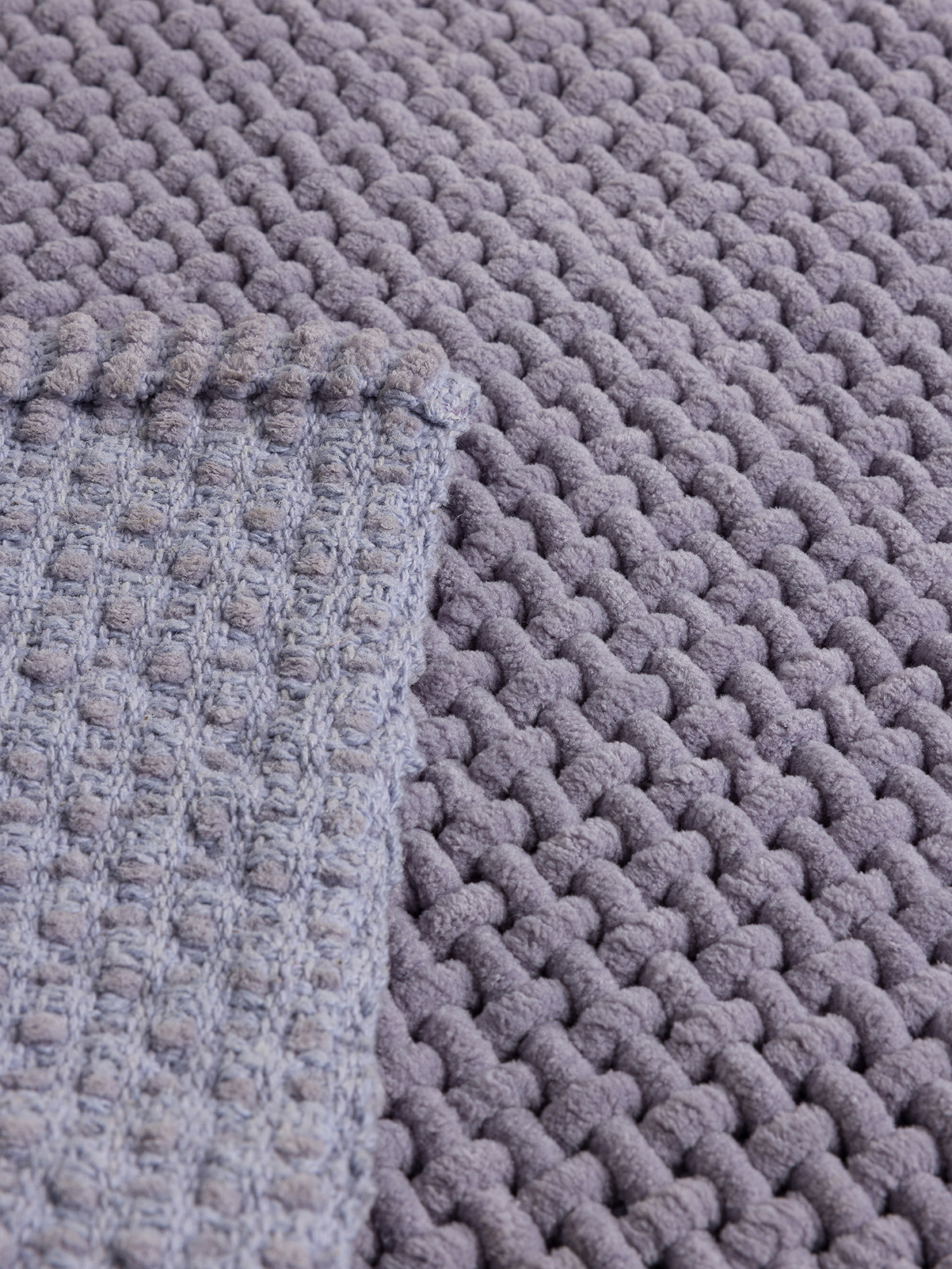 Tappeto bagno in ciniglia intrecciato