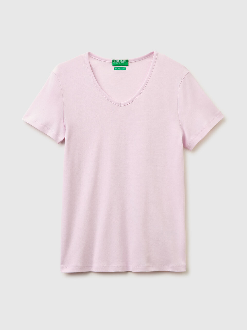 Slim fit t-shirt with V-neck