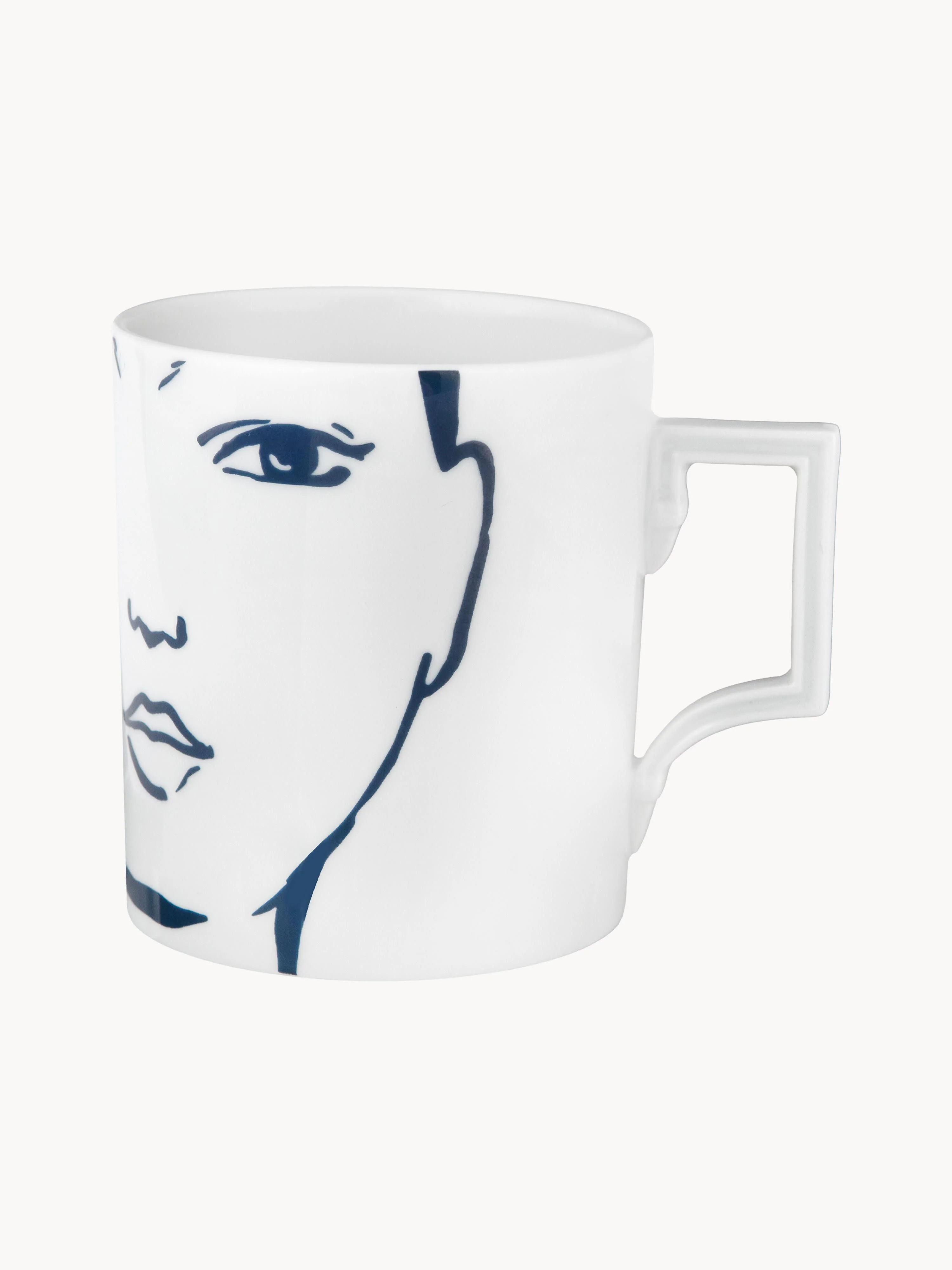 Handgefertigte Tasse Carol aus Porzellan