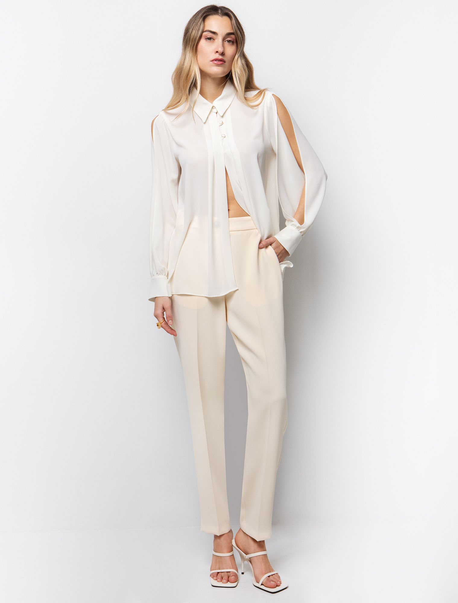 Πουκάμισο με cut out μανίκια