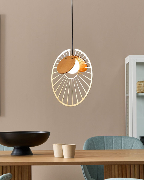 Lampa wisząca metalowa złota z jasnym drewnem