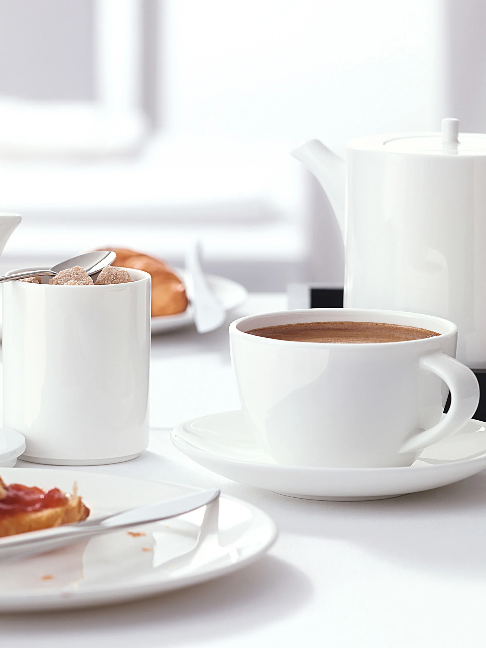 Espressotasse Patricia mit Untertasse aus Fine Bone China