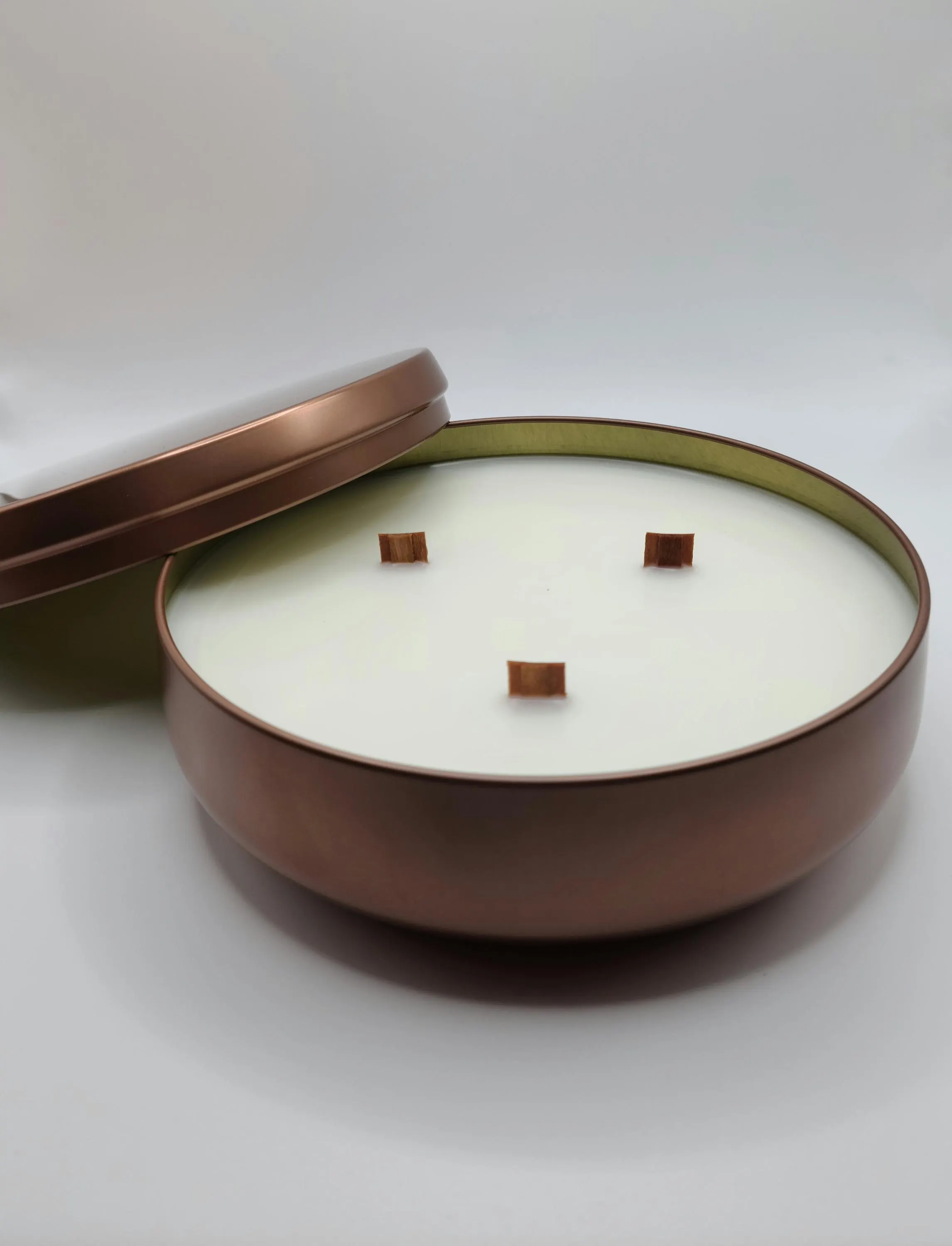 Elegant Copper 16 oz Tin Candle With Crackling Wooden Wick