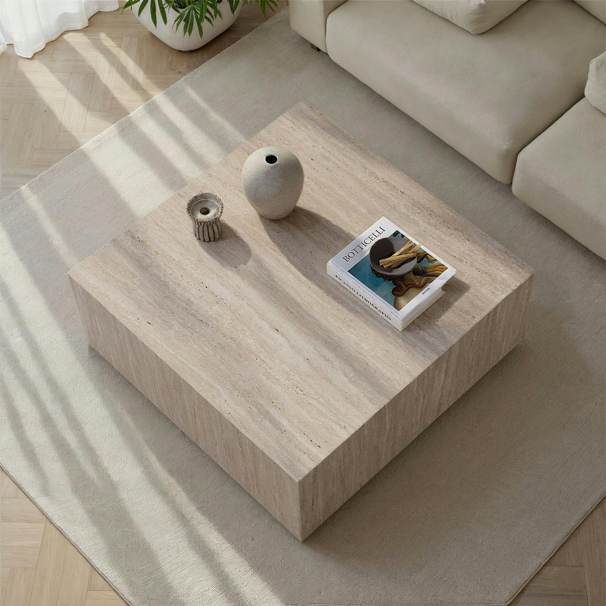 Table basse carrée effet travertin roulettes invisibles MARFA
