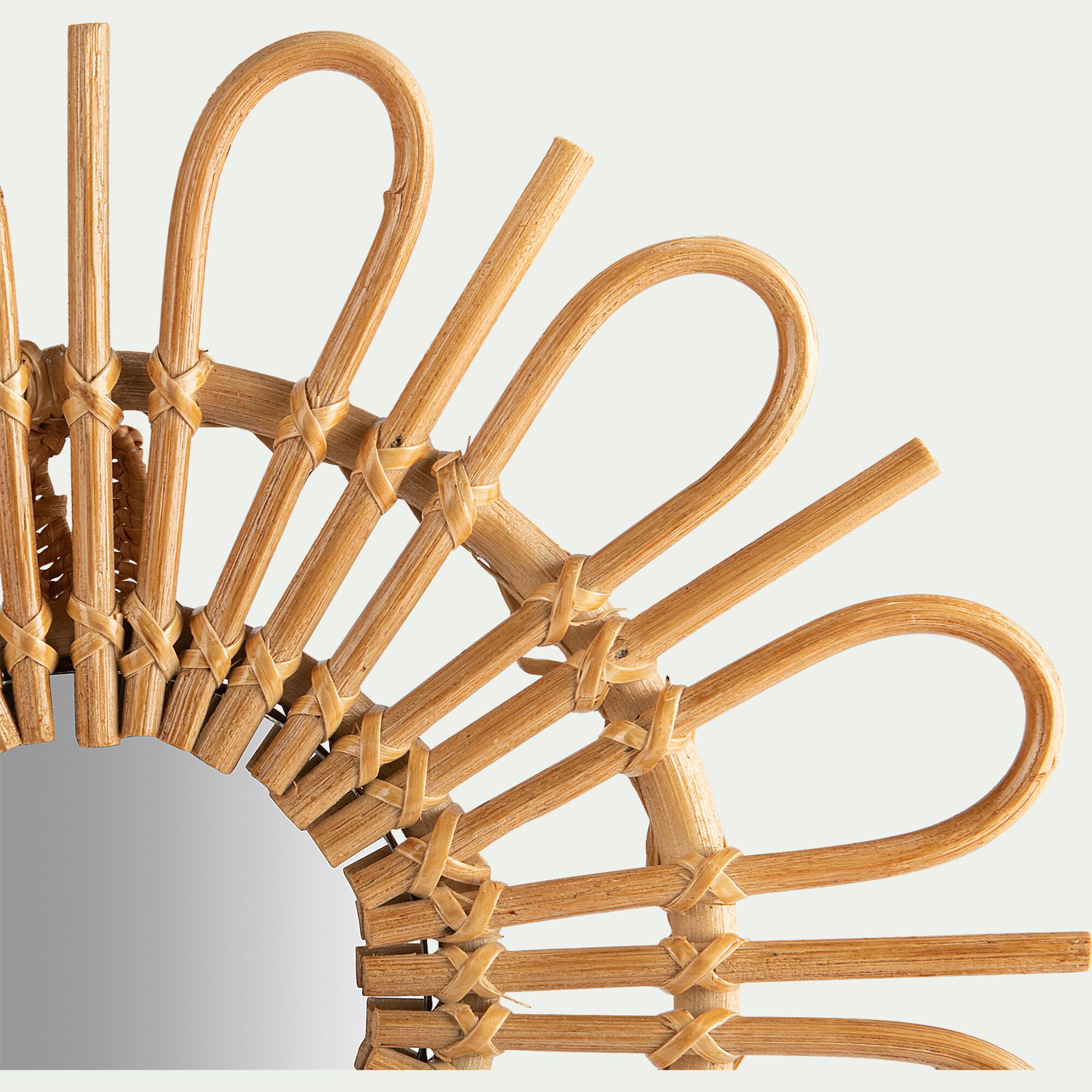 SOLEA - Miroir fleur en rotin D35cm - naturel
