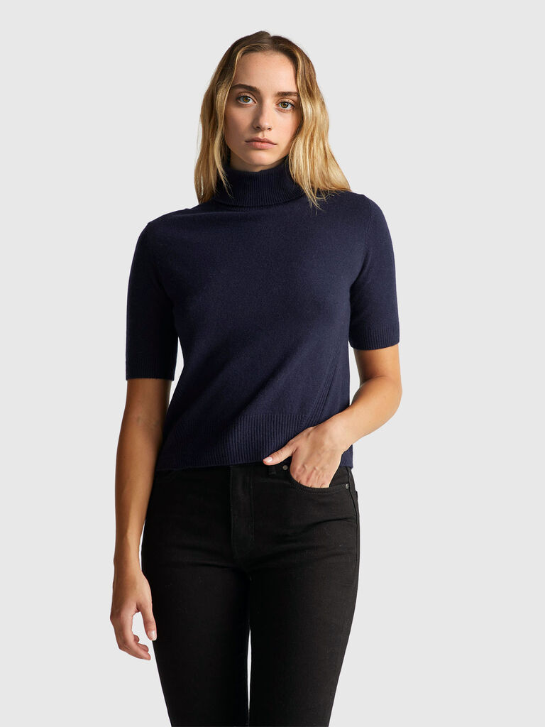 Midnight blue short sleeve turtleneck in cashmere blend