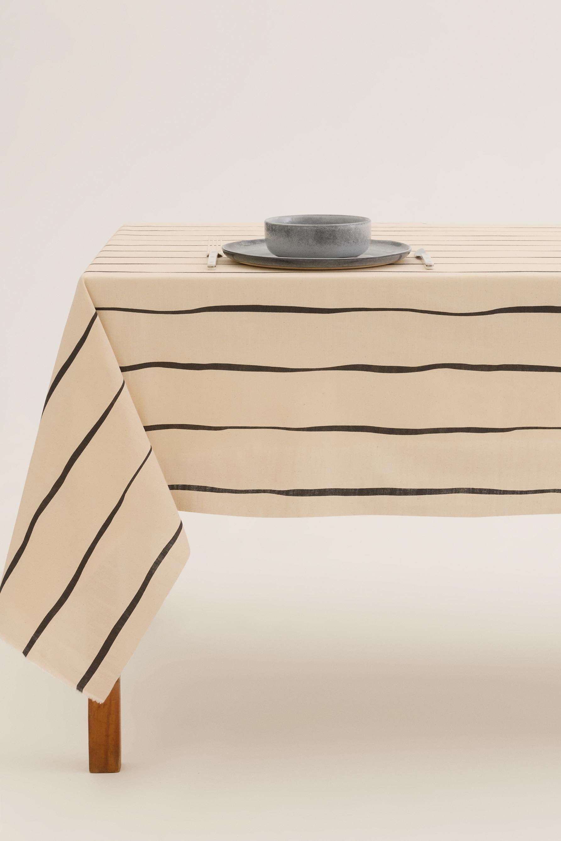 Mantel rayas 140 x 240 cm