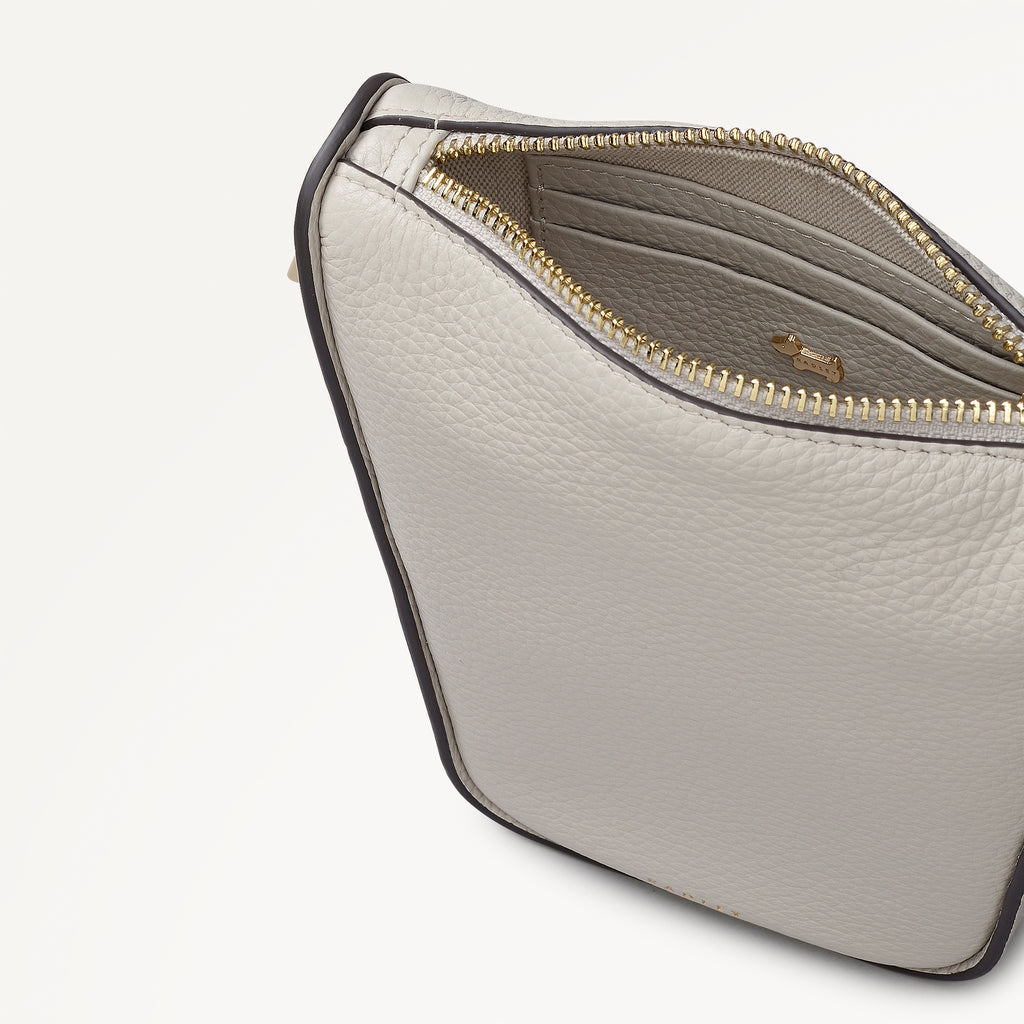 Oak Street - Medium Phone Cross Body