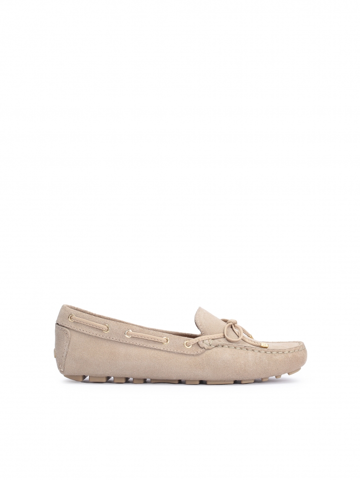 Ladies’ comfortable and timeless nubuck moccasins
