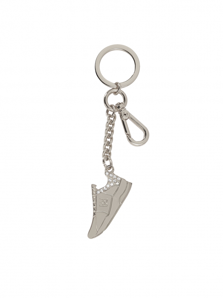 Attractive pendant shoe in silver colour