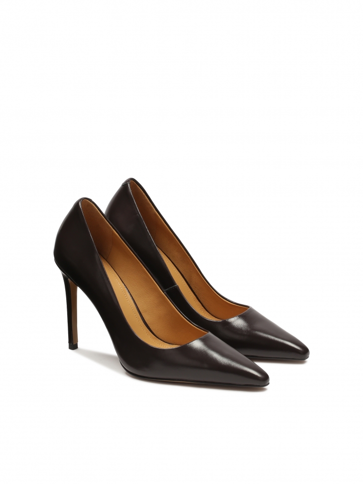 Dark brown pumps with a slender heel