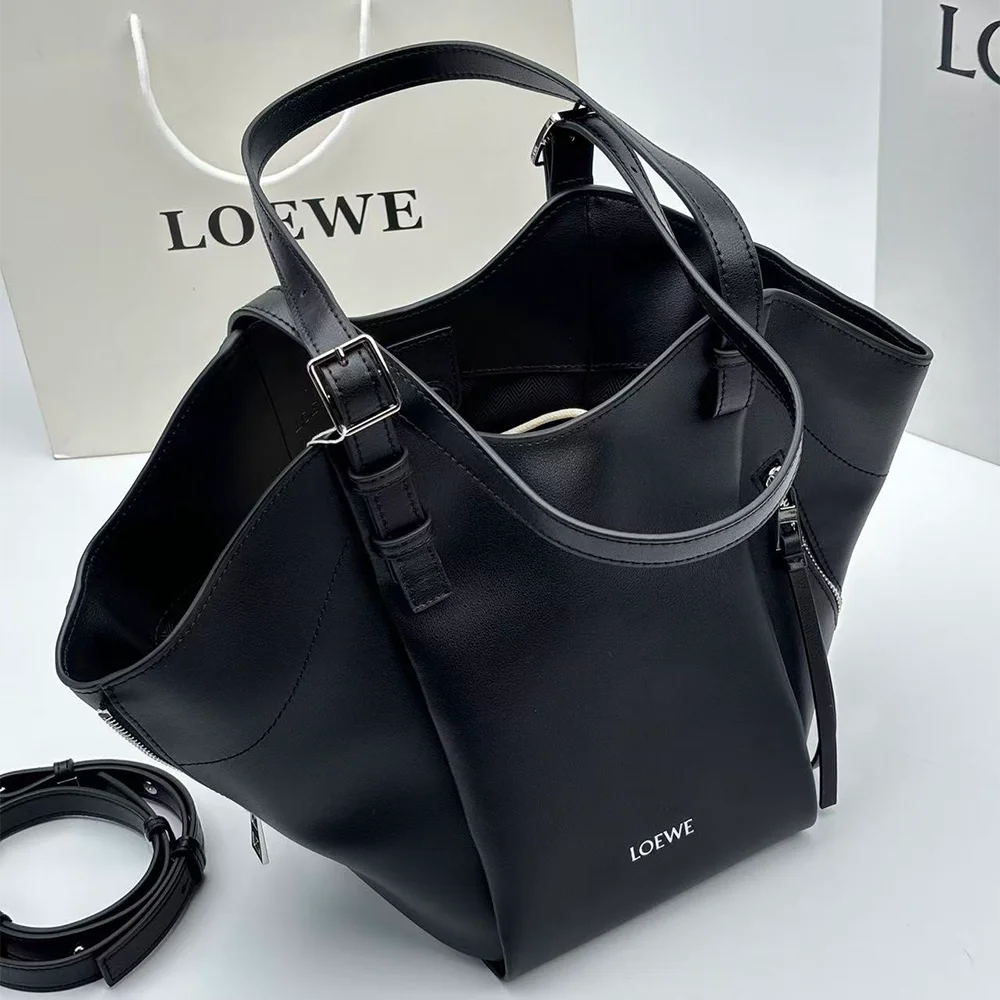 Loewe Classic calfskin Hammock Flip bag