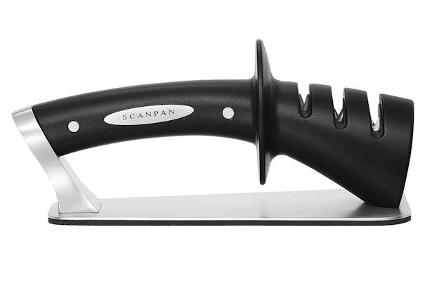 Scanpan Classic 15 Piece Oak 15Pc Knife Block Set  Sharpener