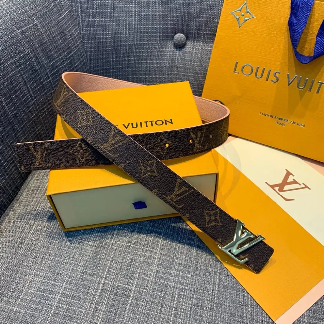 Lv Litchi Pattern Women's Belt 30MM