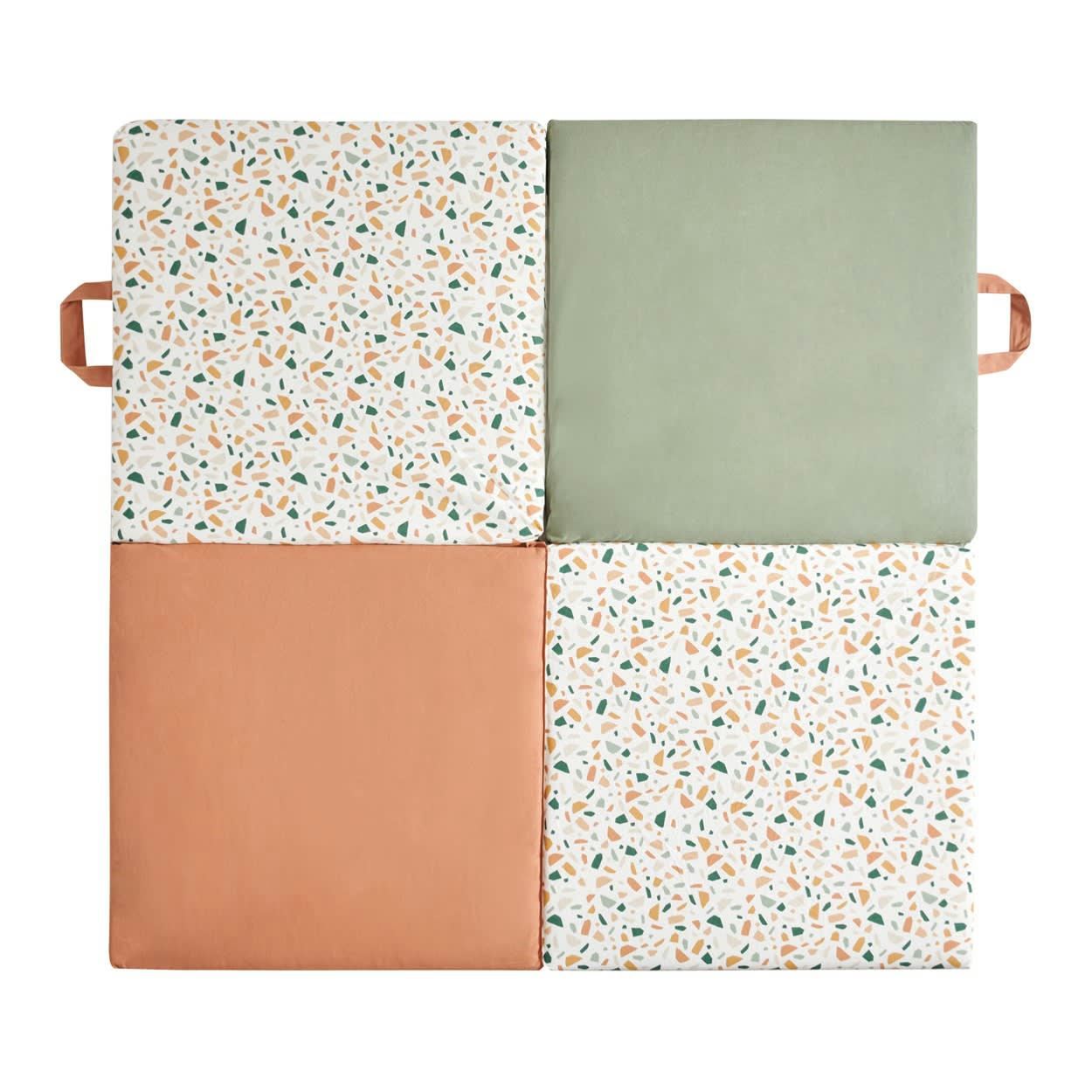 - Tapis de jeu bébé Terrazzo