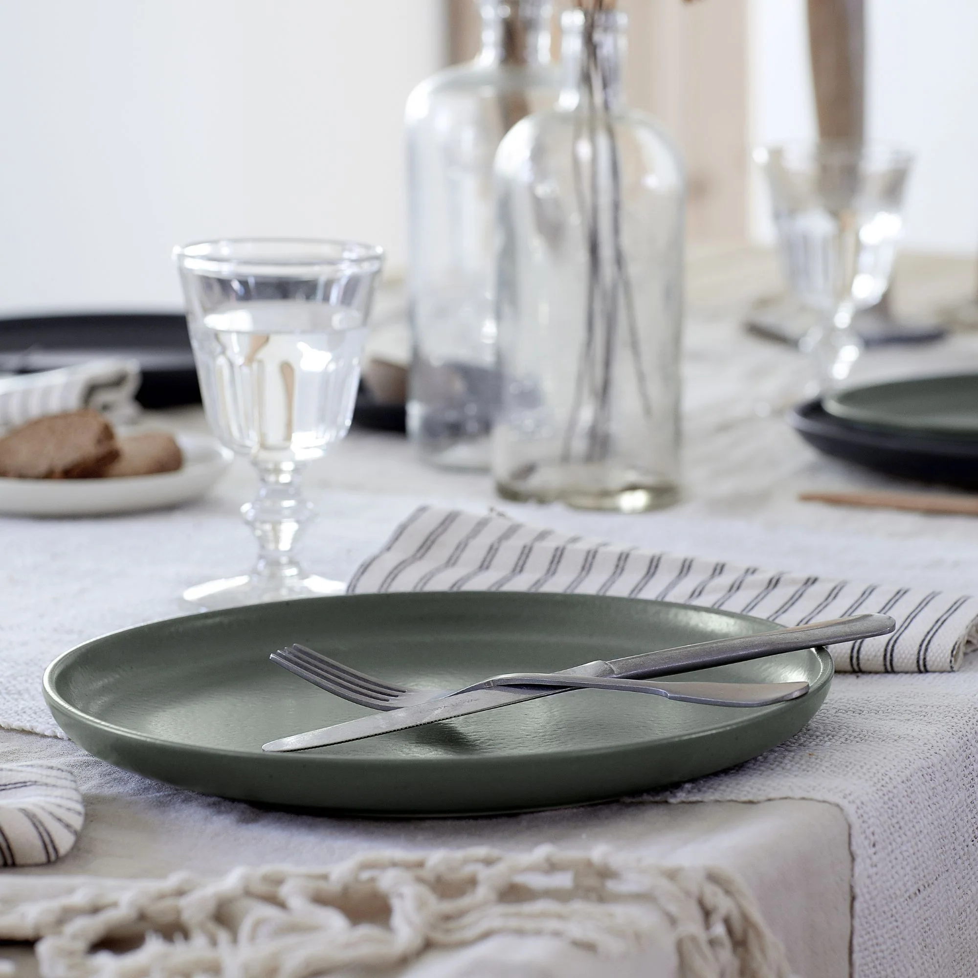 Dinner Plate Pacifica, Casafina by COSTA NOVA