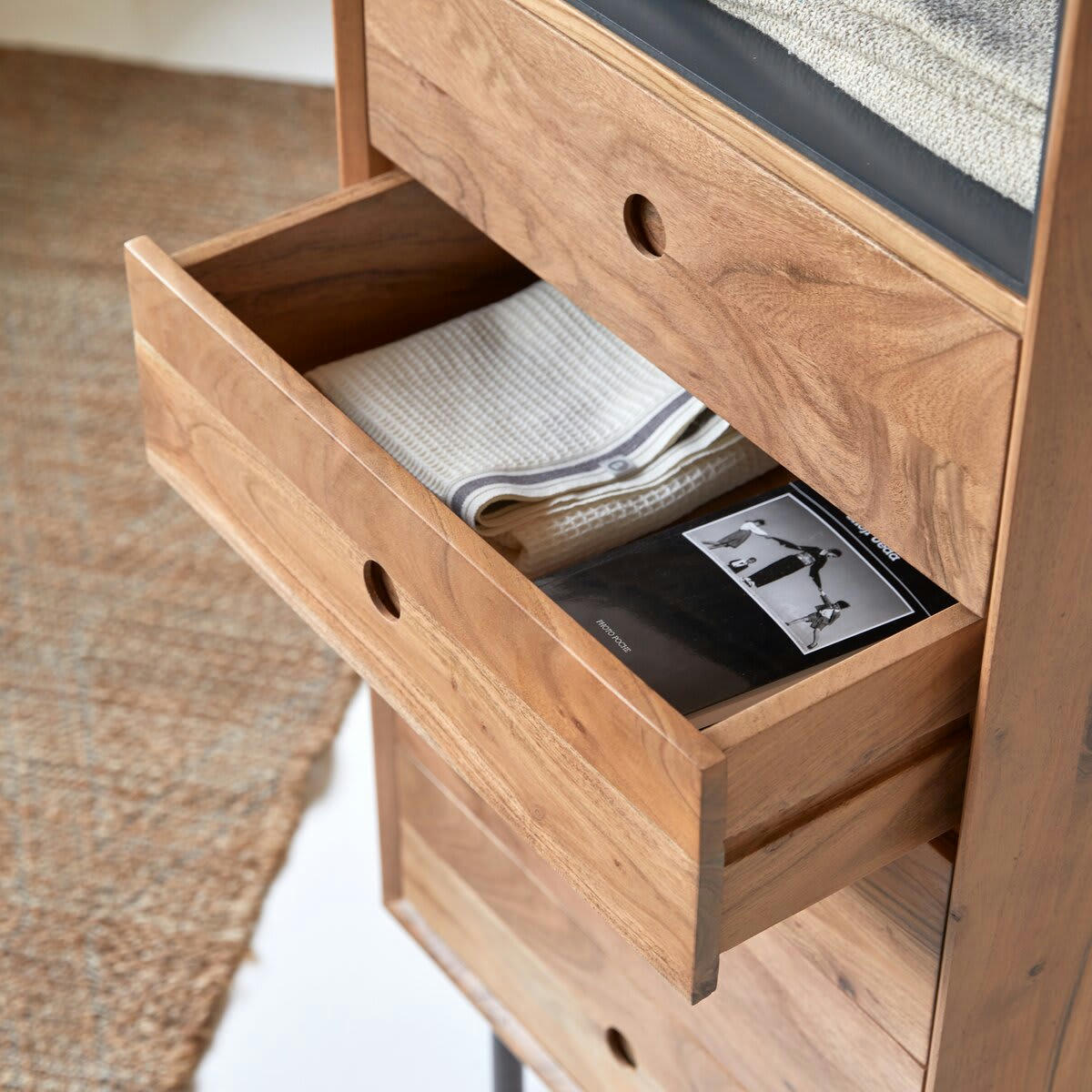 PAVEL - Chiffonnier en acacia