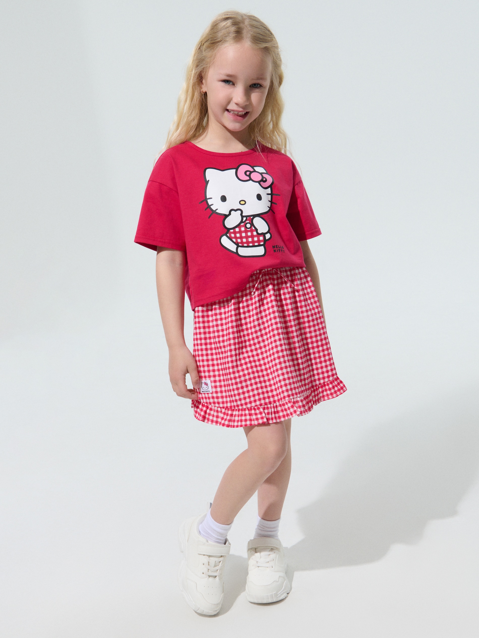 Komplet: koszulka i spódnico-spodenki Hello Kitty