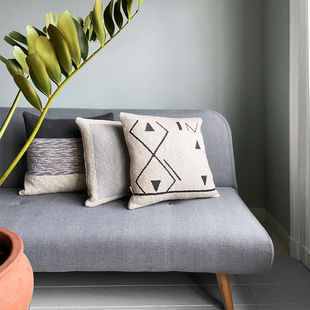 FANTASY - Coussin tricoté blanc cassé 50x50