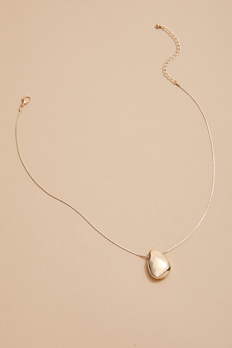 Billie Organic Gold Pendant Necklace
