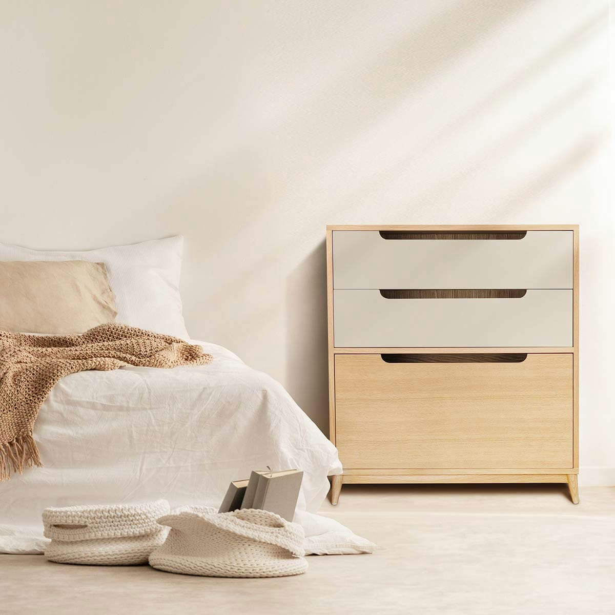 MOKA - Commode peu profonde, 3 tiroirs, couleur chene et beige - 96*86*40