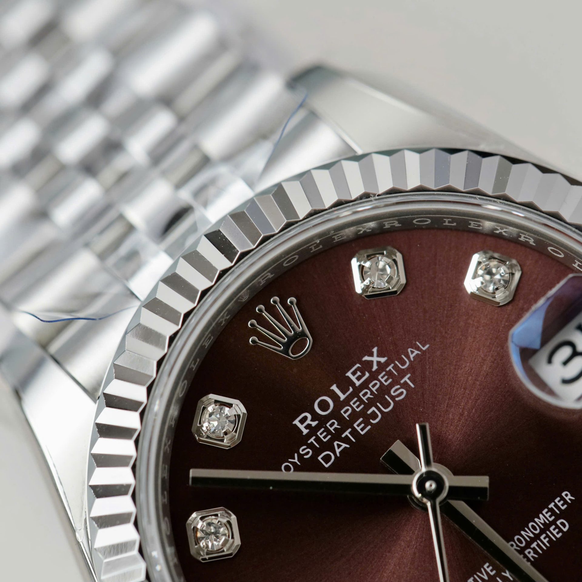 Rolex Datejust 316L Steel Wine Dial CZ Diamonds 31mm Jub THBF Replica