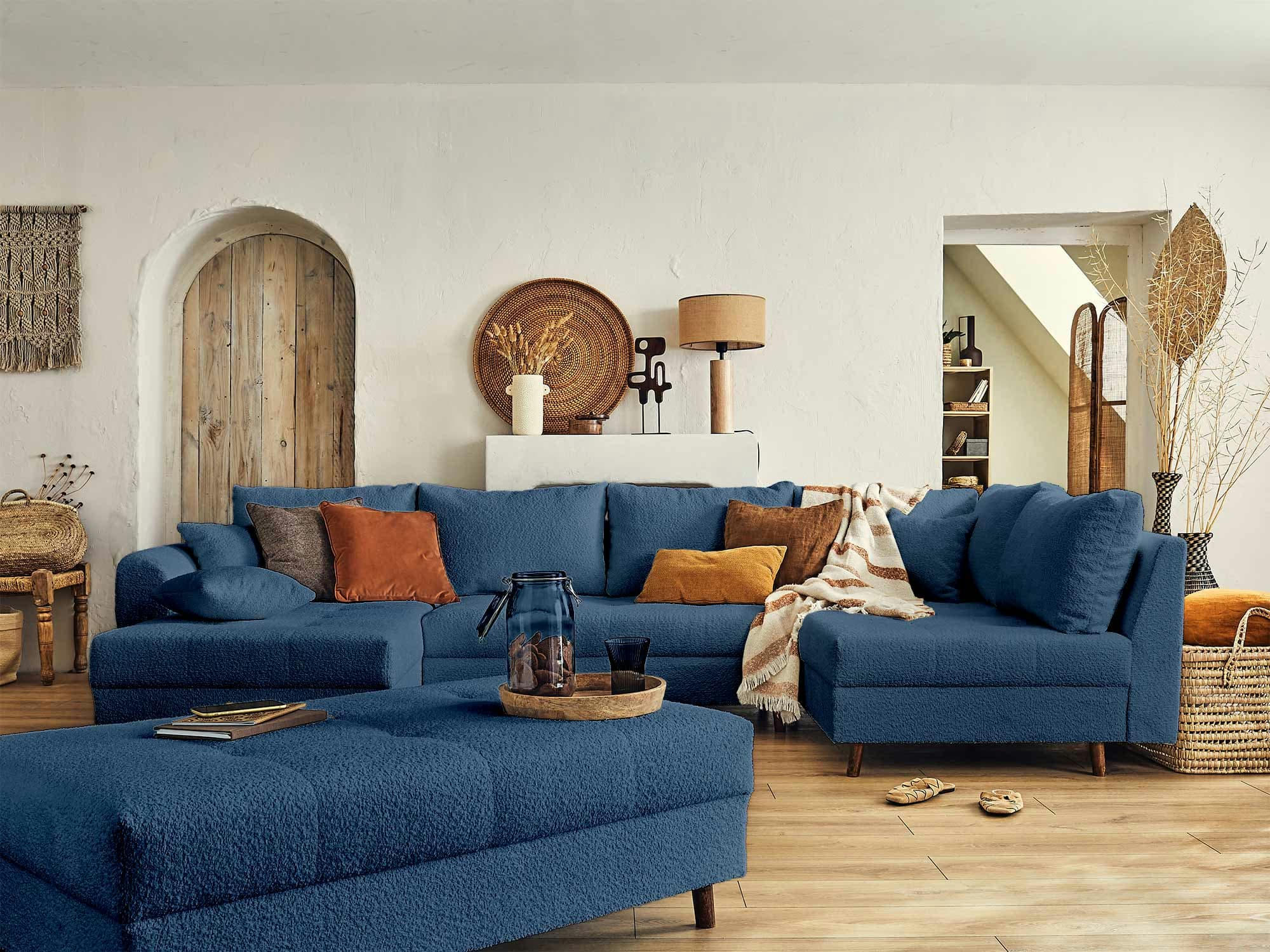 RUNE - Canapé d'angle droit convertible 7 places en tissu bouclette bleu nuit