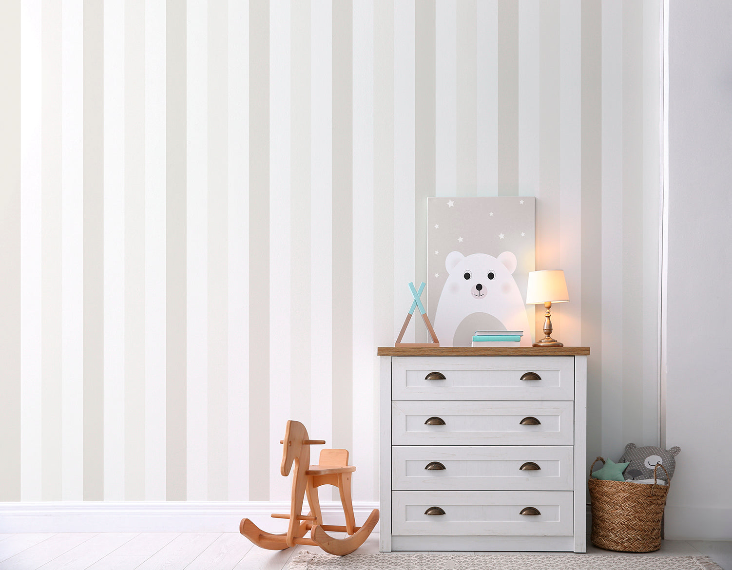Sanders & Sanders behang strepen beige en wit - 53 cm x 10 m - 640472