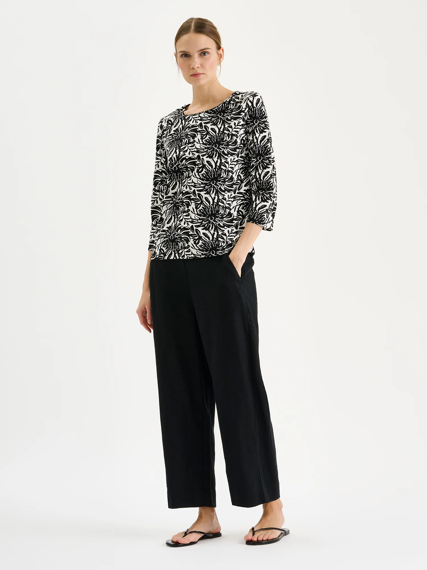 SAARI culottes-pellavahousut - musta