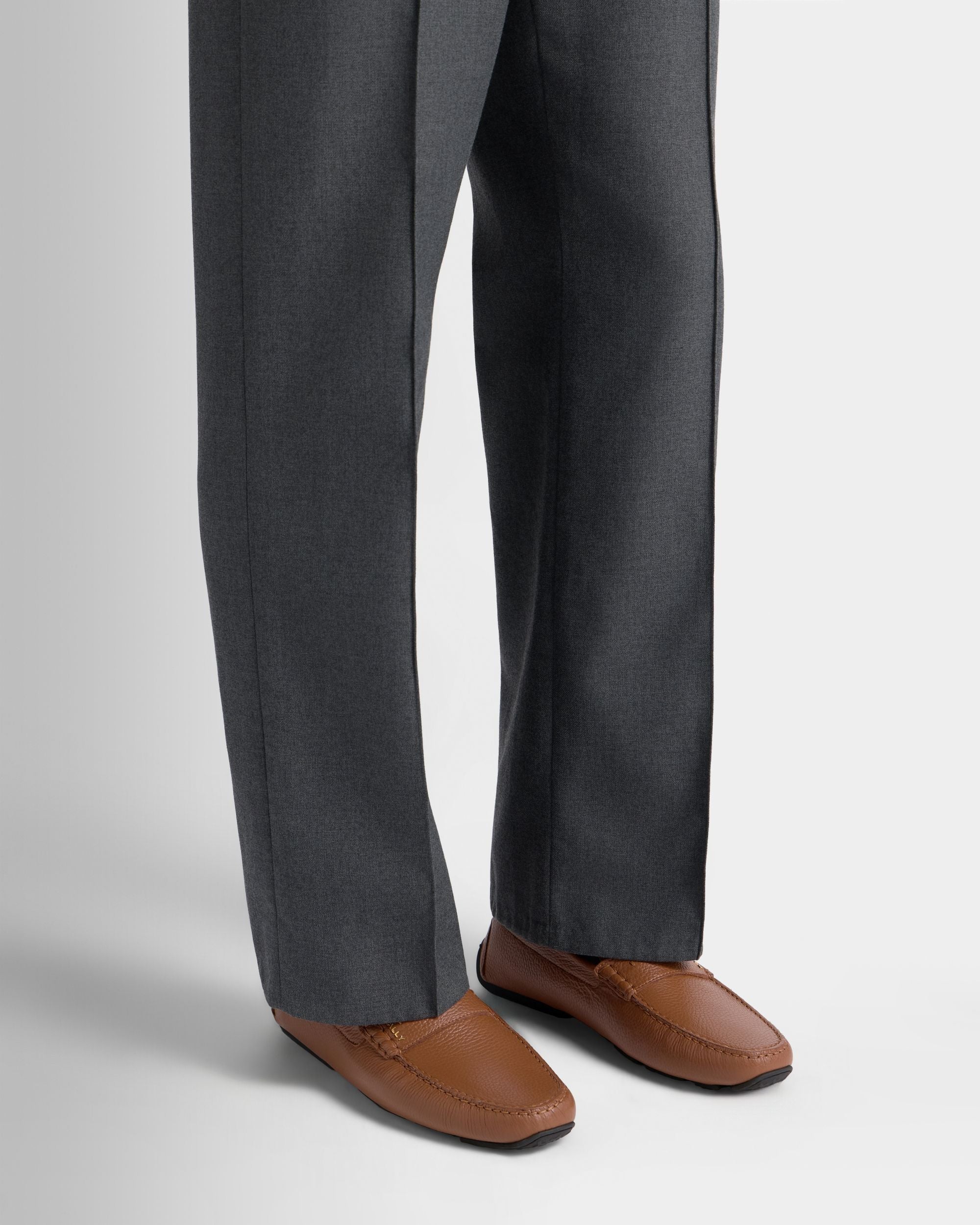 Pilot Driver-Schuh aus genarbtem Leder in Braun