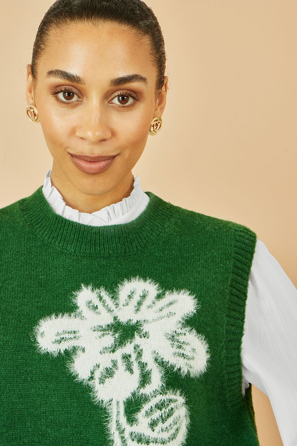 Yumi Green Knitted Flower Sleeveless Jumper Vest