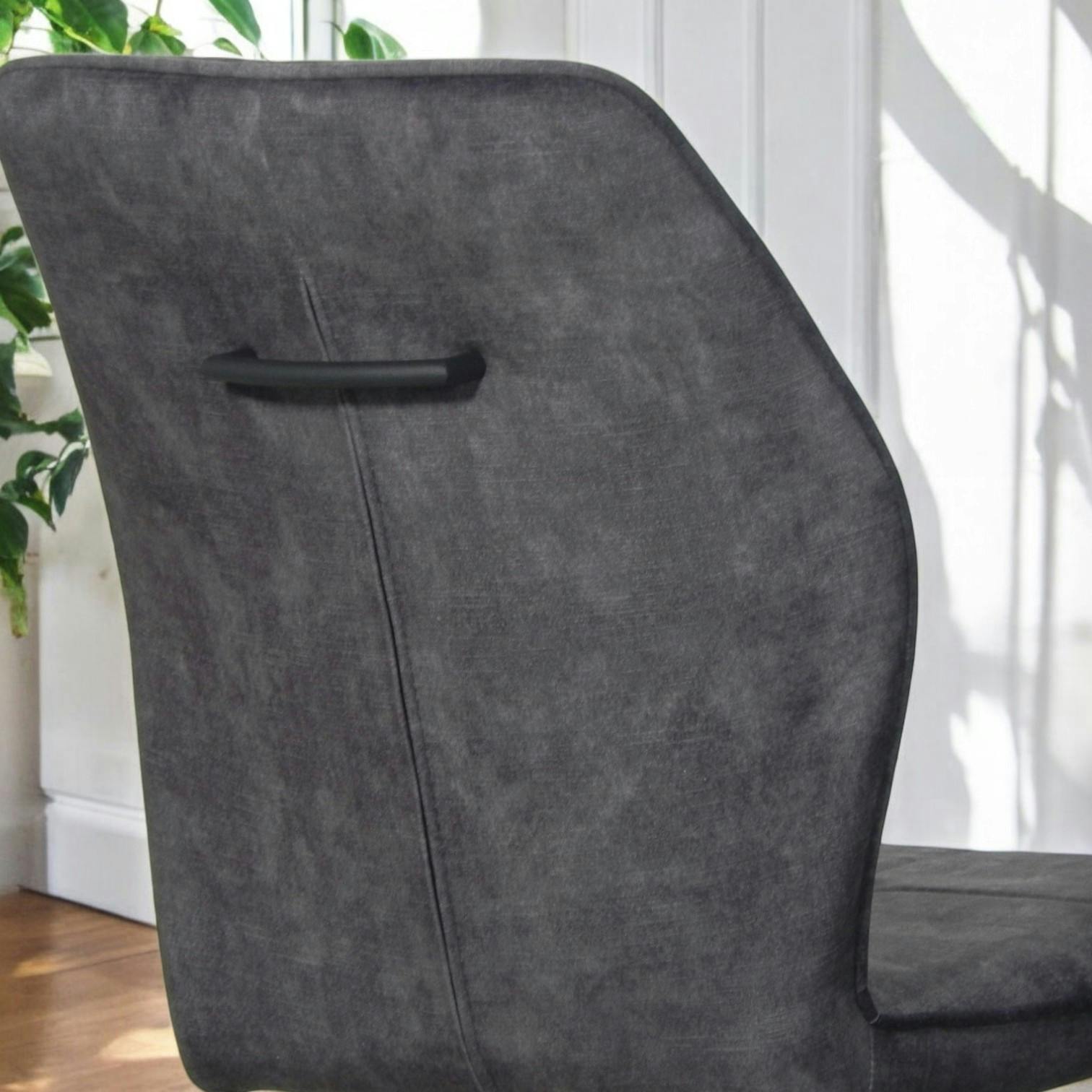 Chaise pivotante grise en velours patiné avec poignée (lot de 2) LOMBARDIE