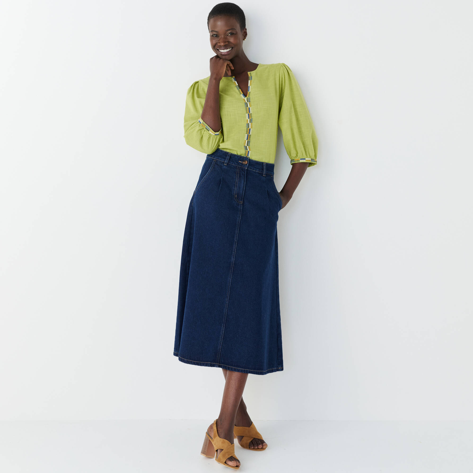 Blouse brodée en coton unie, manches 3/4