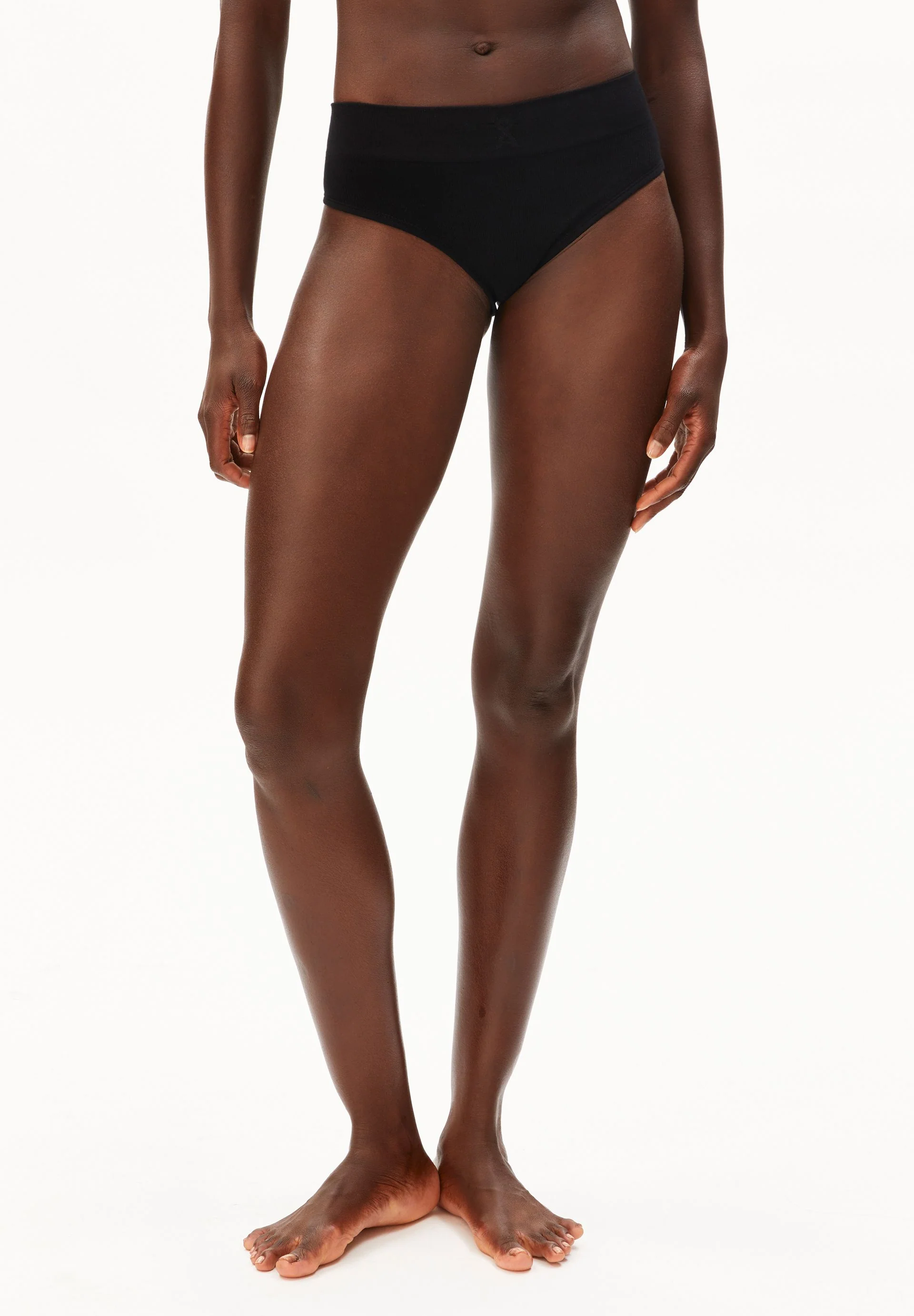 PANTAA SEAMAALA SLIP