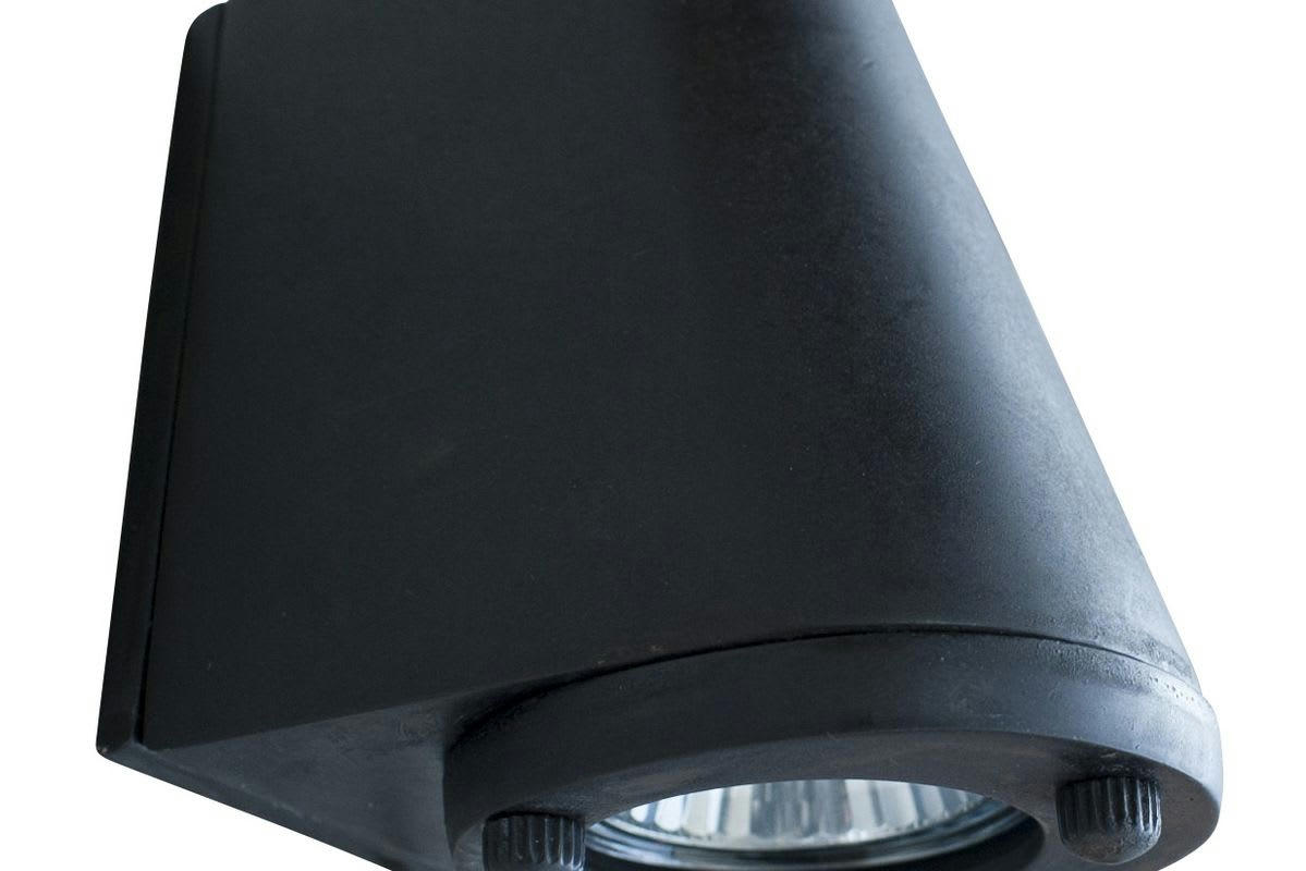 AIX - Applique en métal noir