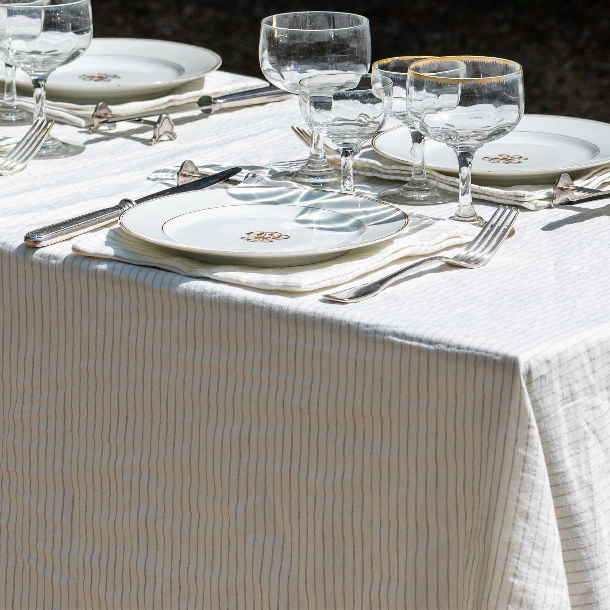 NAPPE NATURELLE - Nappe en lin blanc rayé 180x280cm