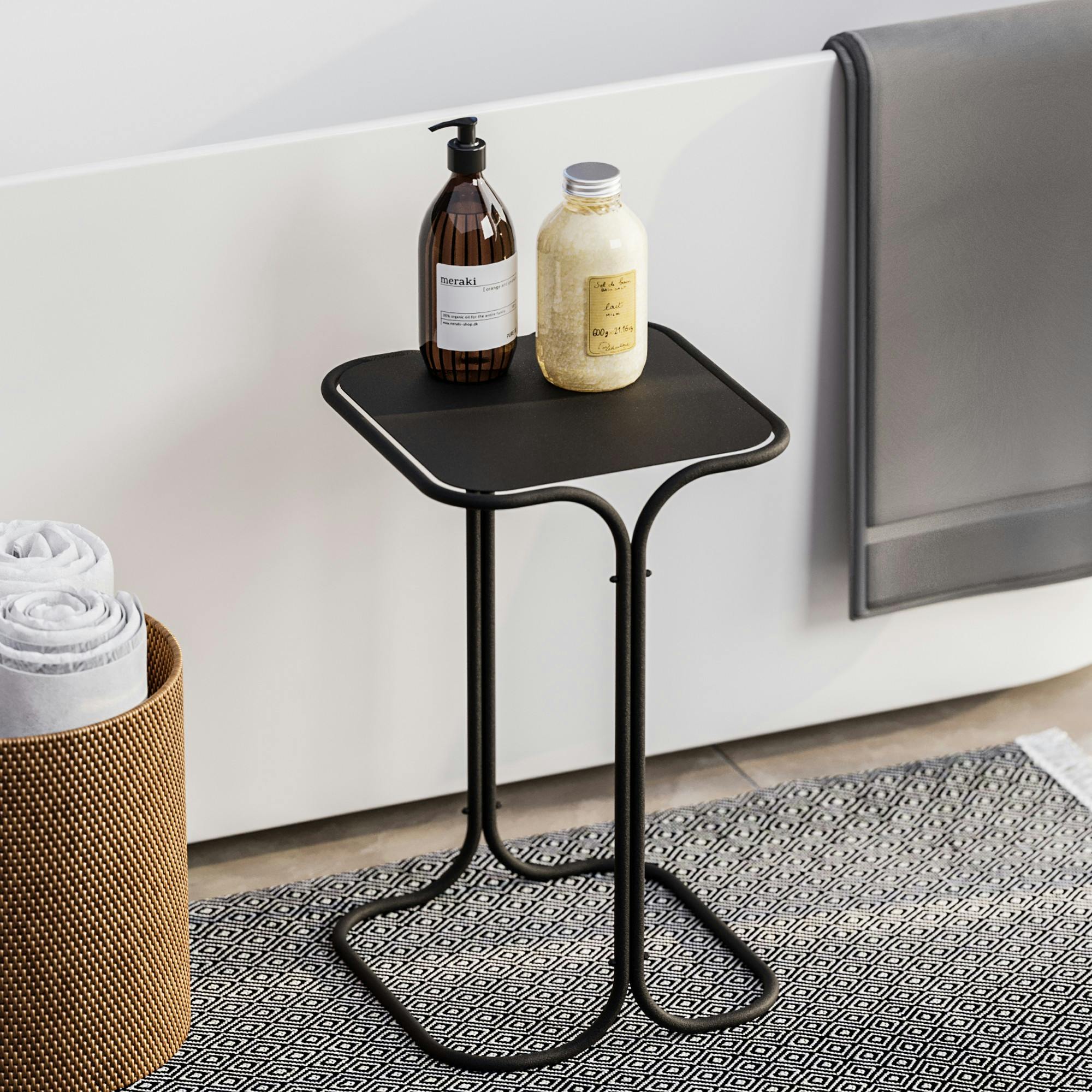 Petite table d'appoint noire carrée - finition mate JENA